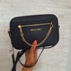 Bolsa Michael Kors transversal feminina em preto