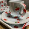 Conjunto de Xícaras de Porcelana com Estampas de Morango e Cereja
