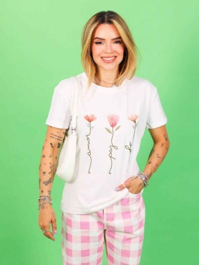 T-shirts Feminina Amor, paz e fé GG