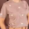 T-shirts Feminina marrom com borboletas GG