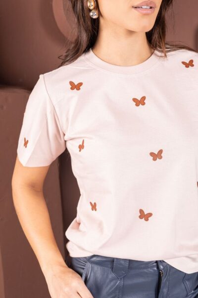 T-shirts Feminina com borboletas G1