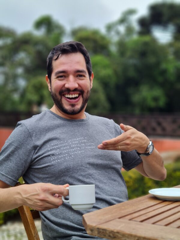 Camiseta Masculina Cinza – “O Senhor o Protegerá” (Salmos 41:2) - Imagem 2