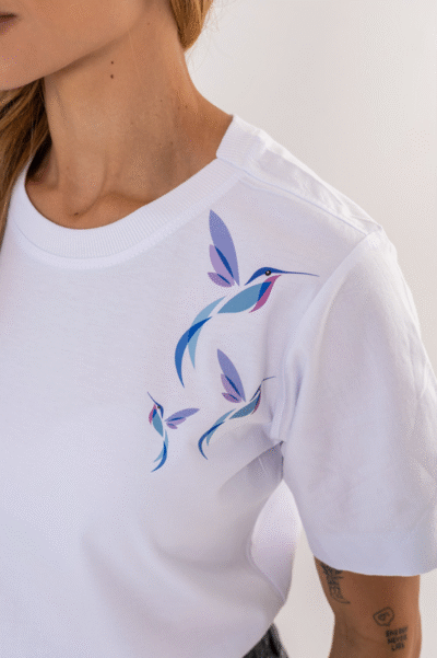 Tshirt Beija Flores Ombro Costas