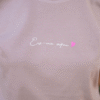 Tshirt Eis-me Aqui Coração Rosa