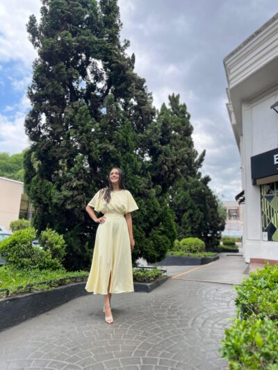 Imagem do WhatsApp de 2025-12-02 à(s) 10.46.40_1a4322f8 Vestido Pureza - Amarelo